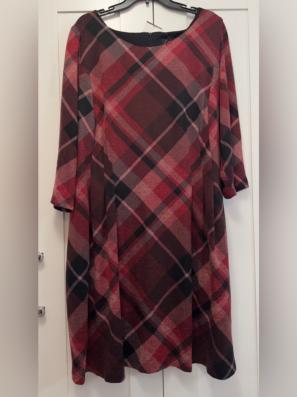 Red and Black Plaid Dress Women’s Sz 24W NEW!